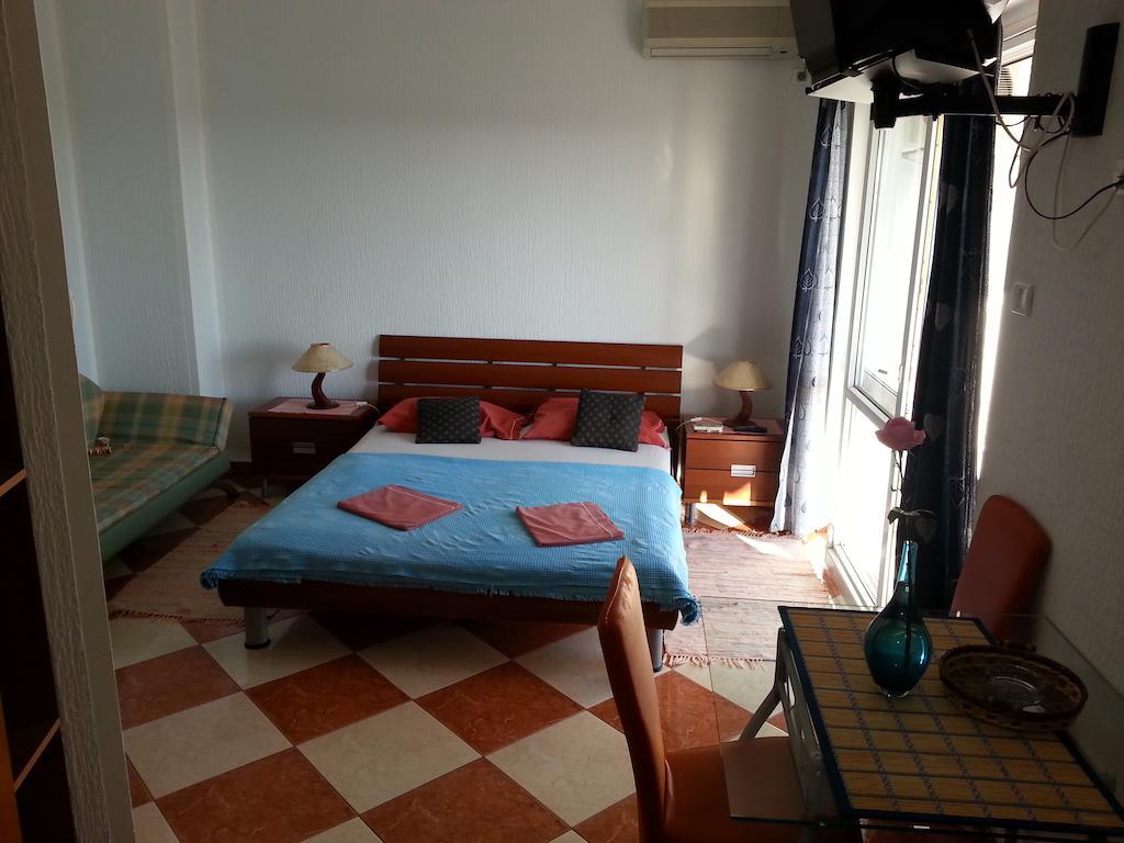 Apartments Stevo Nikocevic Bar Oda fotoğraf